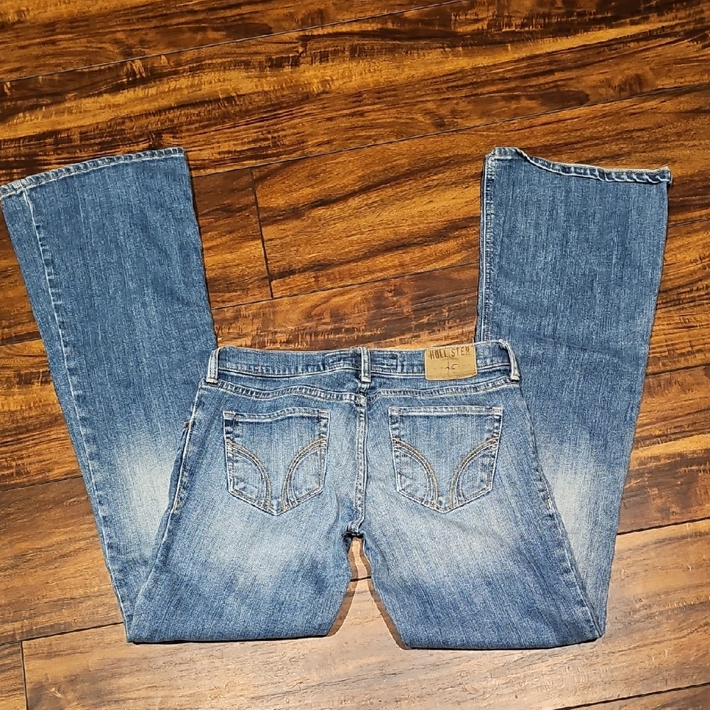 Hollister Women's Classic Blue Boot Cut Jeans